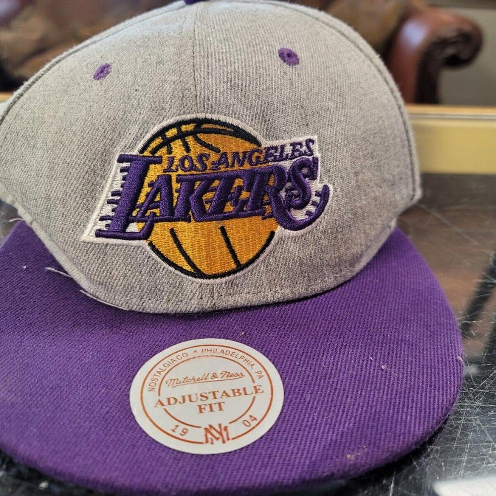 Mitchell & Ness Los Angeles Lakers Purple Grey Adjustable Snapback Hat Cap - Picture 2 of 9